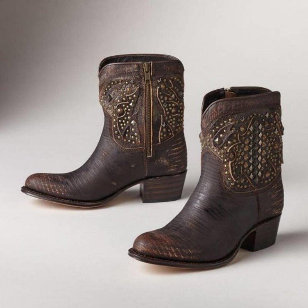 Frye Deborah Deco Short Boots Dark Brown